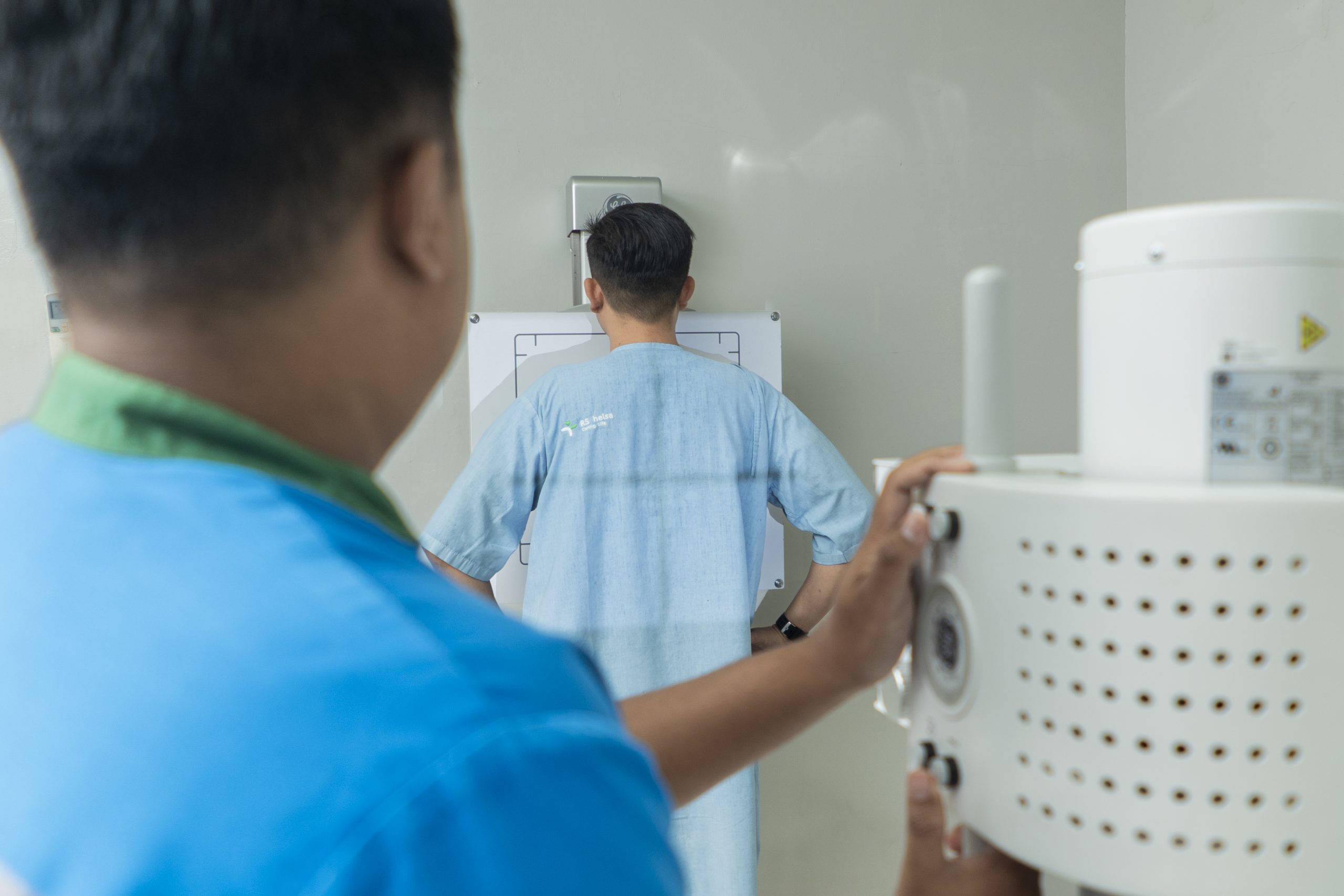 Solusi Modern Mengatasi Batu Ginjal Tanpa Operasi: ESWL